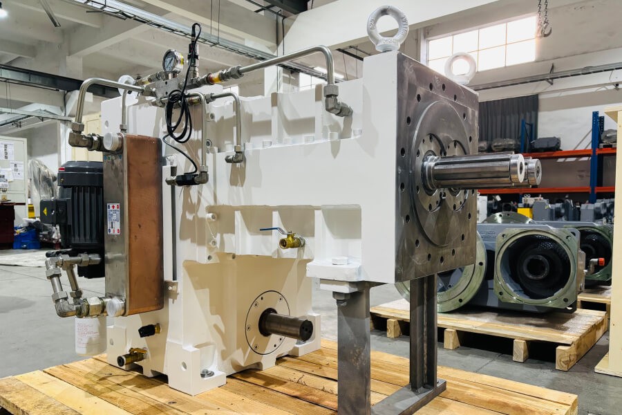 Transcyko CORC Counter Rotating Conical Twin Screw Rubber Extruder Gearboxes