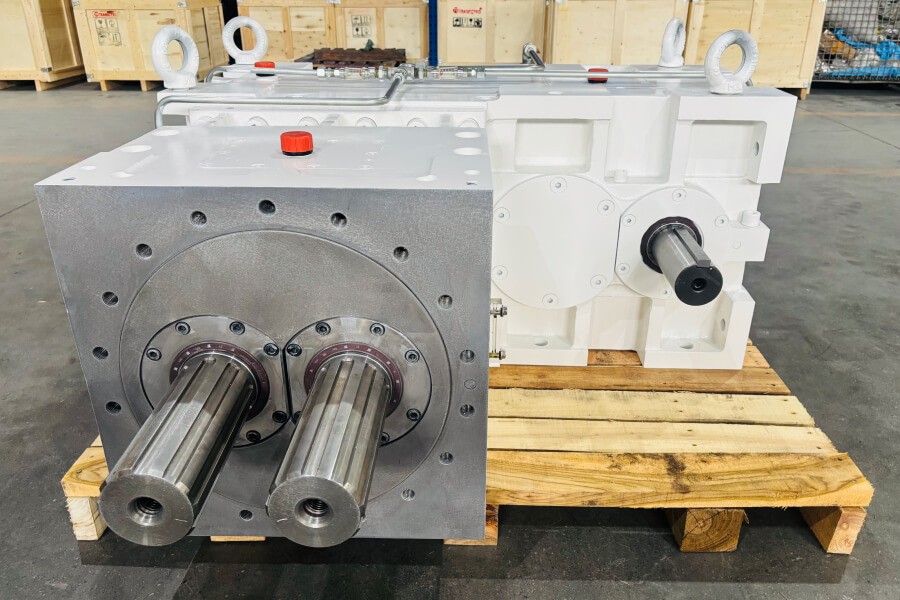 Gearboxes for Rubber Extruders | Transcyko