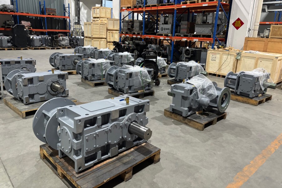 Gearboxes for Polyurethane Mixing | Transcyko
