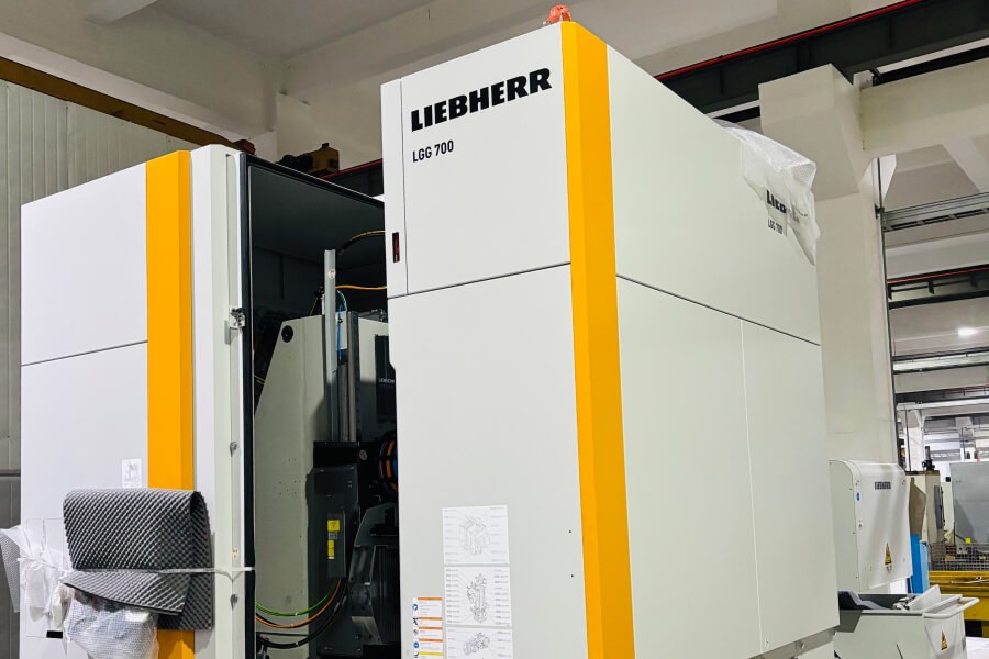 Transcyko Installs Liebherr LGG 700 Grinders for Precision Gearbox Manufacturing